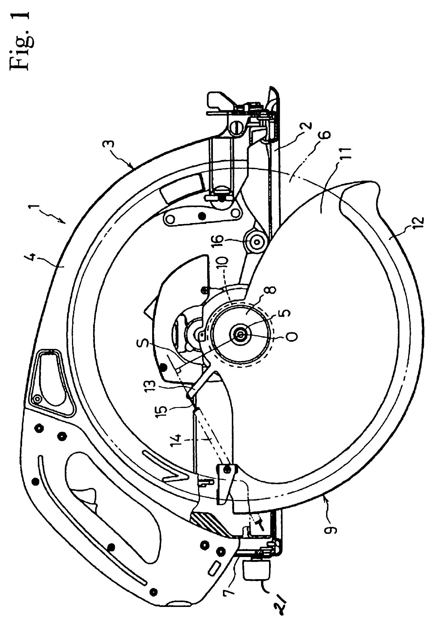 Circular saw with an improved lower blade guard