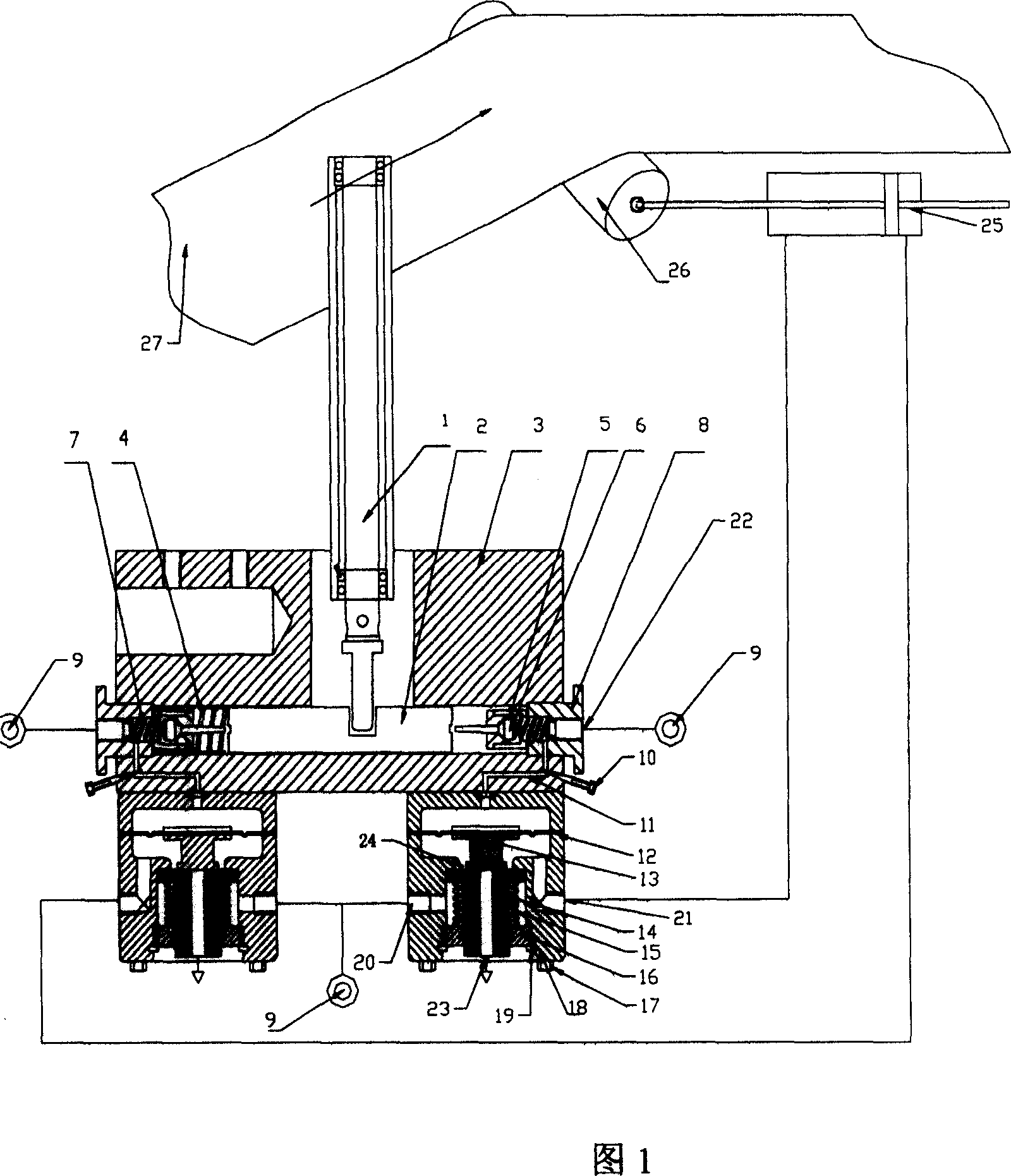 Deflection correcting device for paper machine