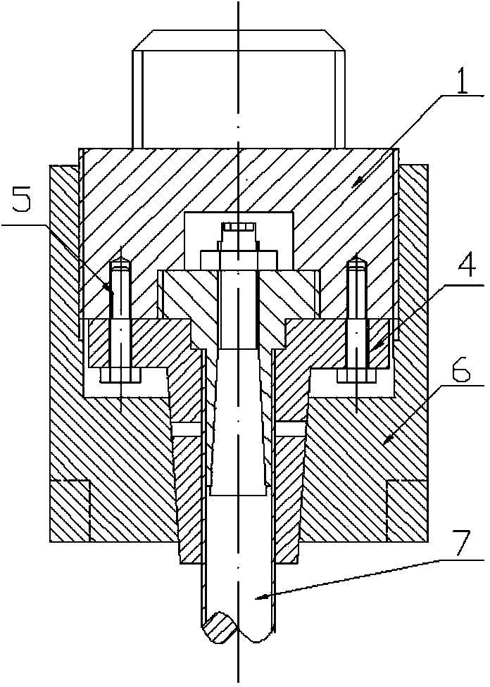 Clamp for metal thin-wall whole segment tube axial tension and compression fatigue test