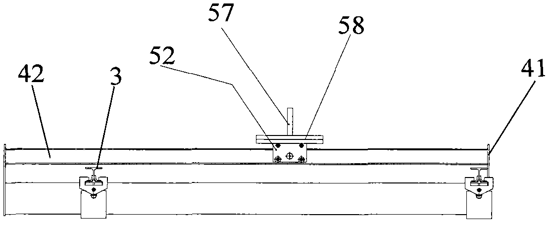 Hoisting device of center tube bundle of railway locomotive