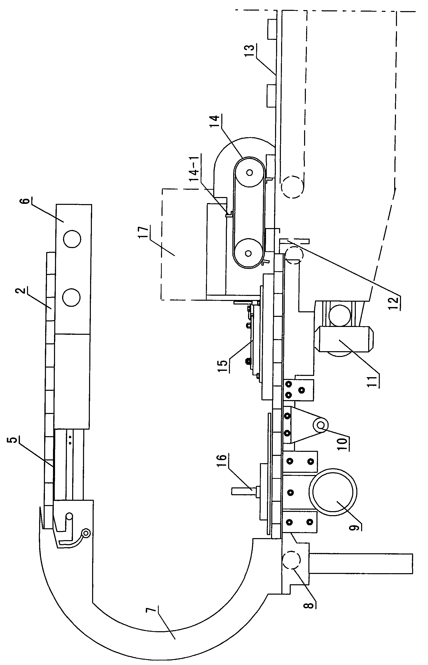 Auxiliary packing machine for cigarette packet transparent paper and cigarette packet conveying system thereof