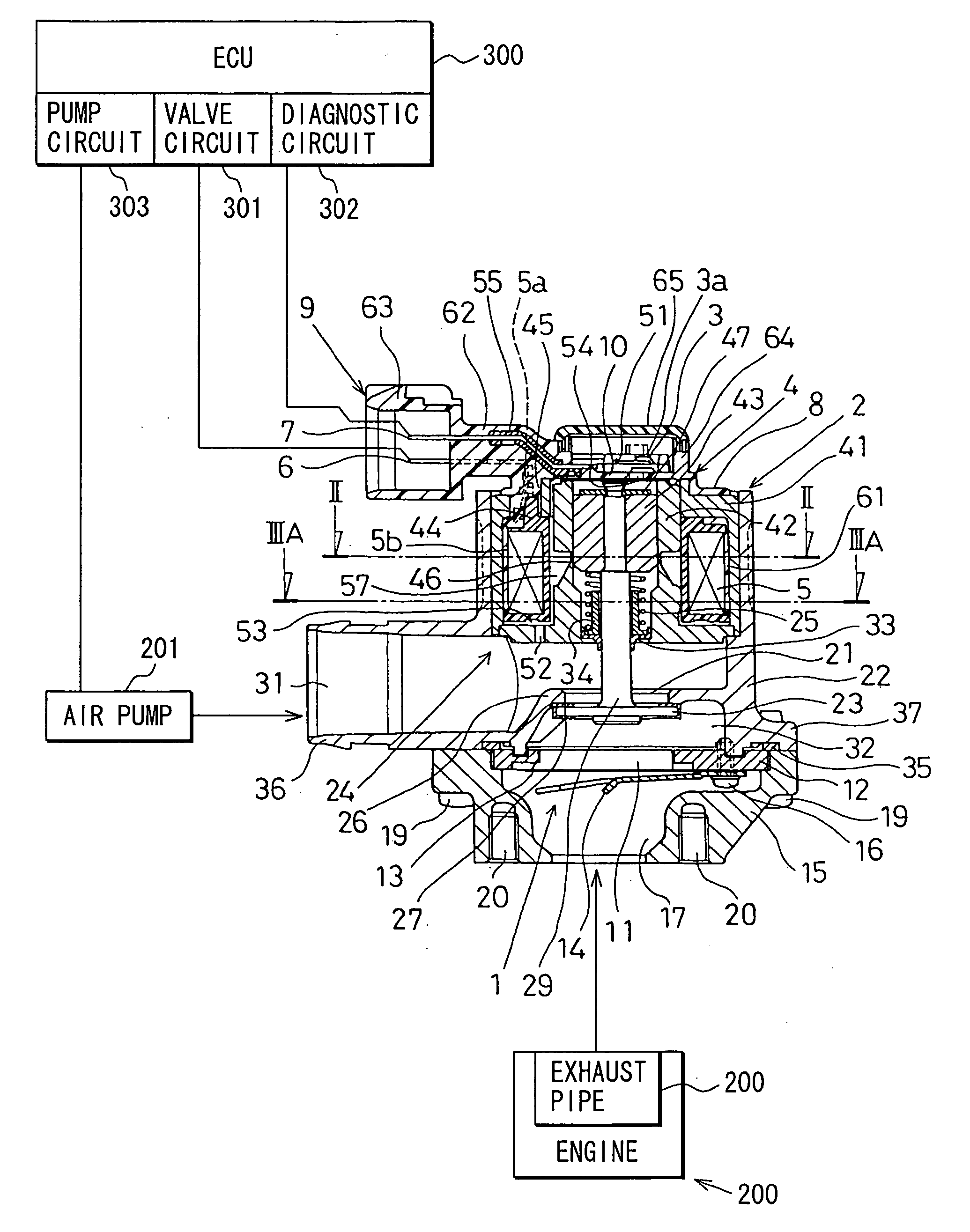 Pressure detecting apparatus having solenoid valve and pressure sensor