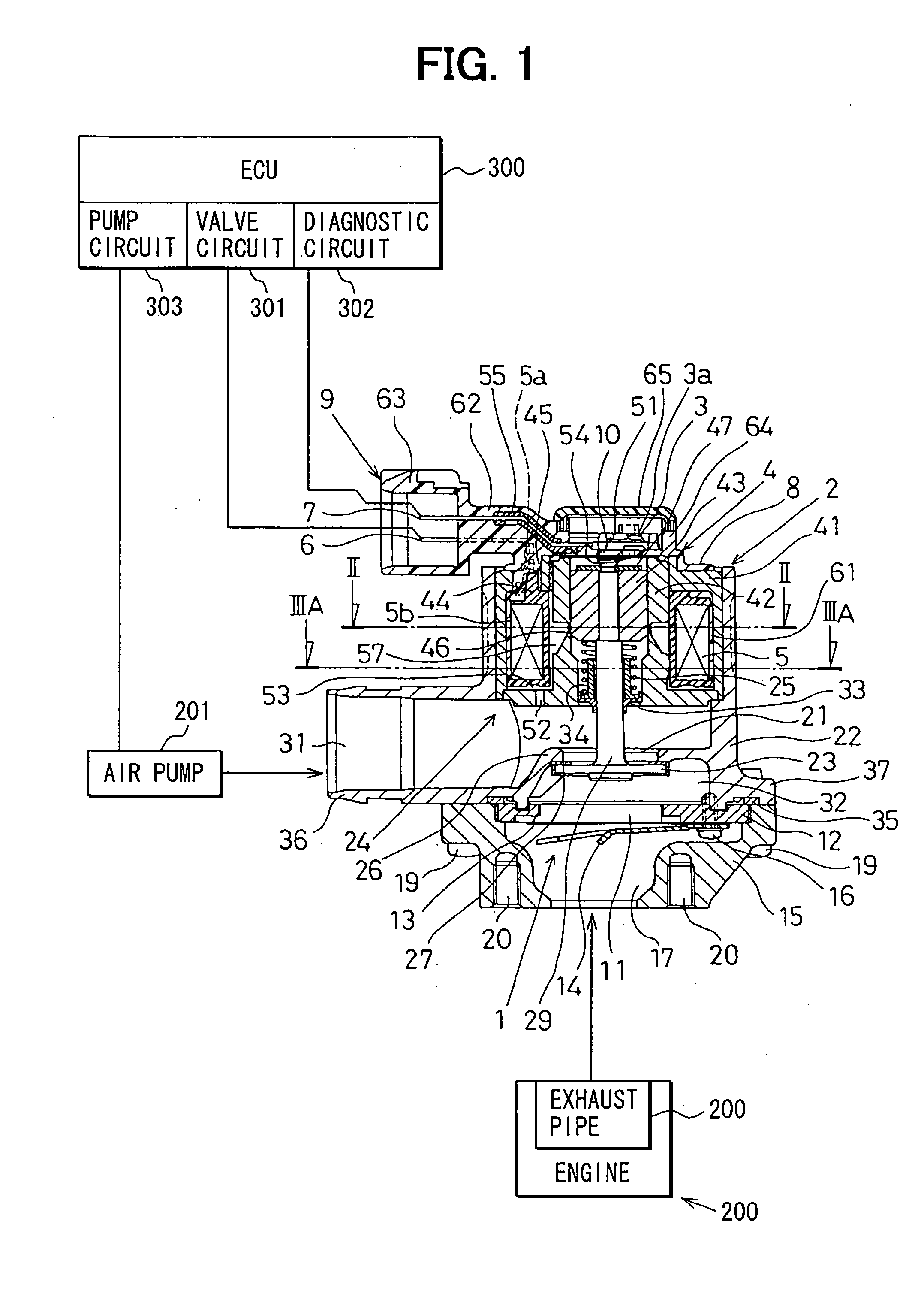 Pressure detecting apparatus having solenoid valve and pressure sensor