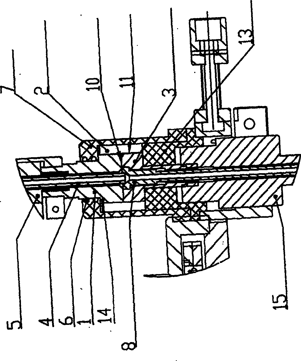 Welding torch cable self-rotator