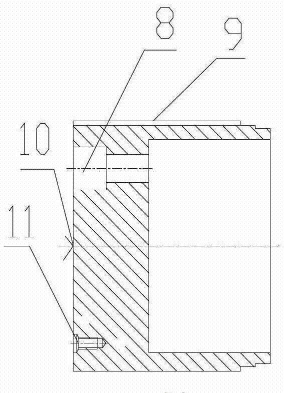 Turning method for winding heat-proof layer on metal shell cabin section and device thereof