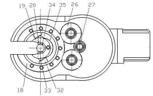 Electric pipe wrench for threaded connection of reinforcing steel bar and connecting sleeve