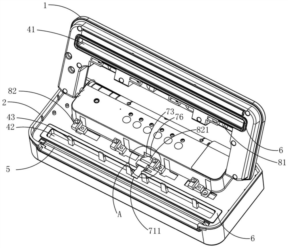 Improved vacuumizing sealing machine capable of automatically locking cover