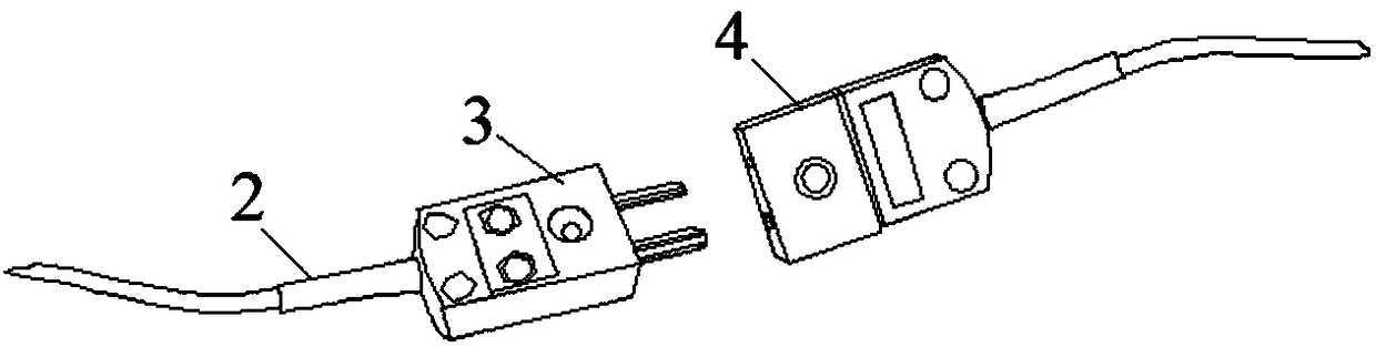 Internal temperature monitoring device and monitoring method for heavy casting in cooling process