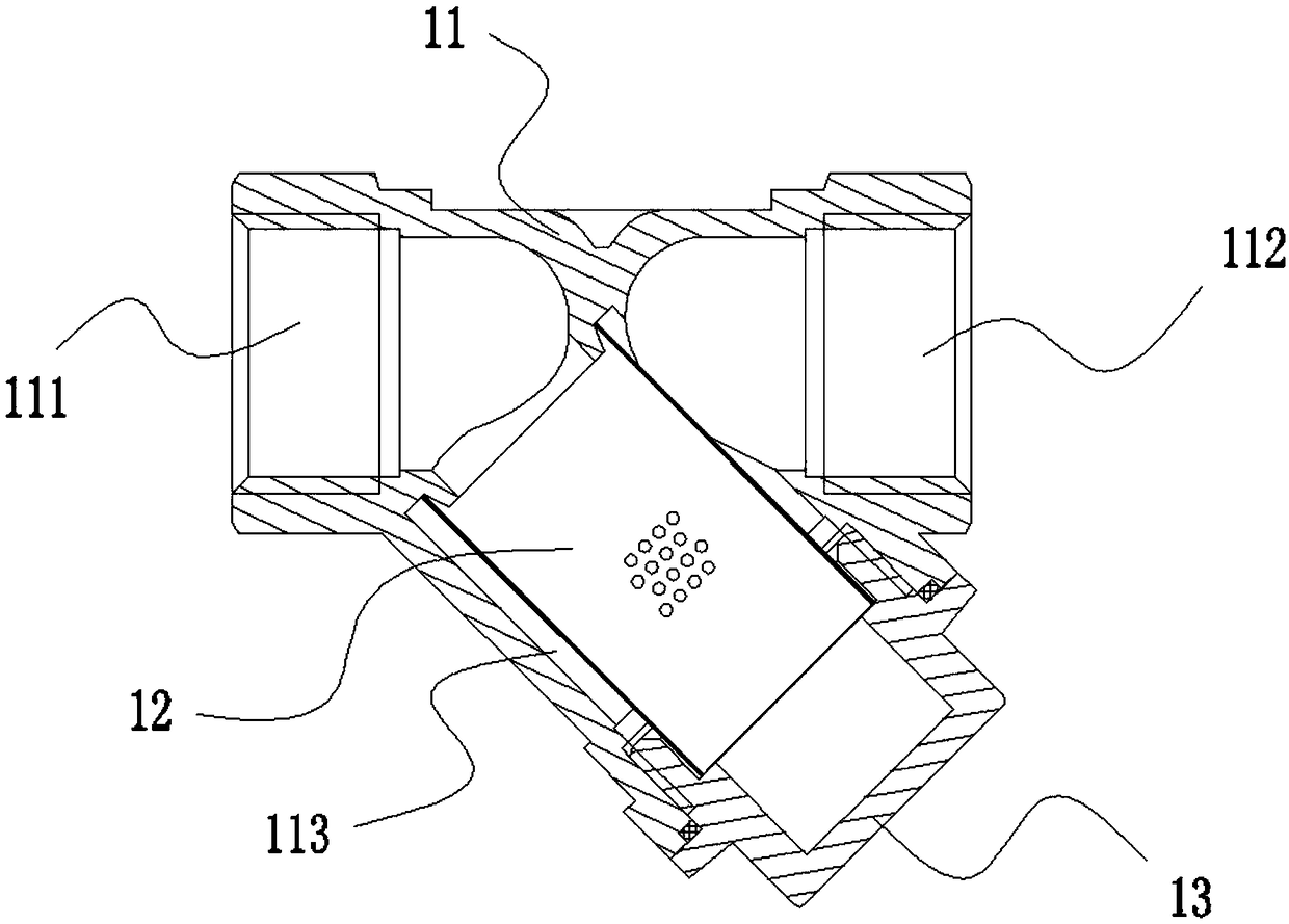 Self-operated control type low-pressure normally-open structure for pressure reduction