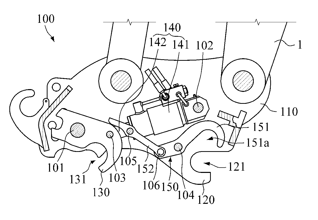 Attachment coupler for heavy machinery