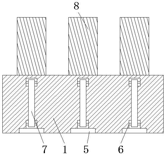 Fixing structure of shake-proof pipeline for petroleum natural gas transportation