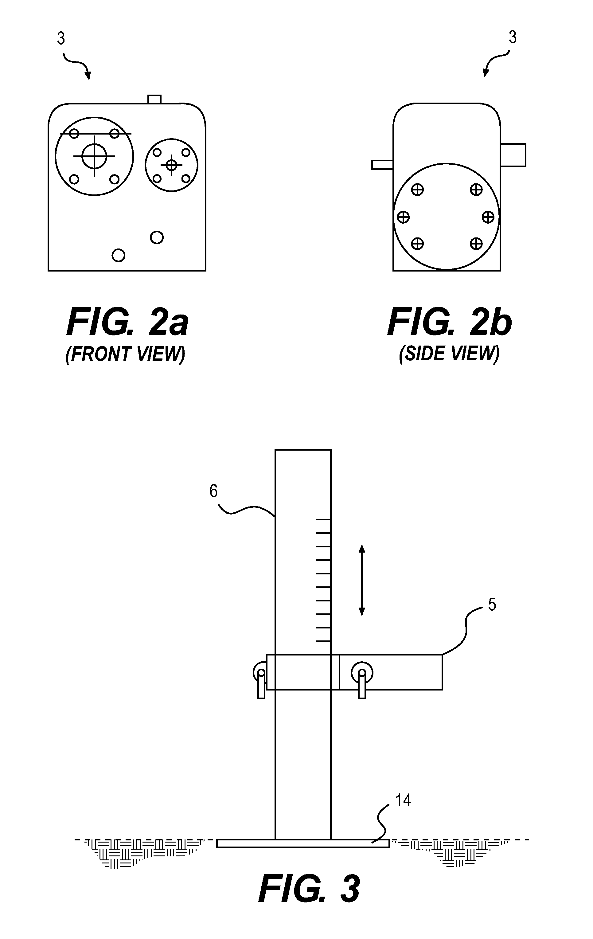 Jet grouting device with rotating roller bearing within casing pipe and rotating pipe