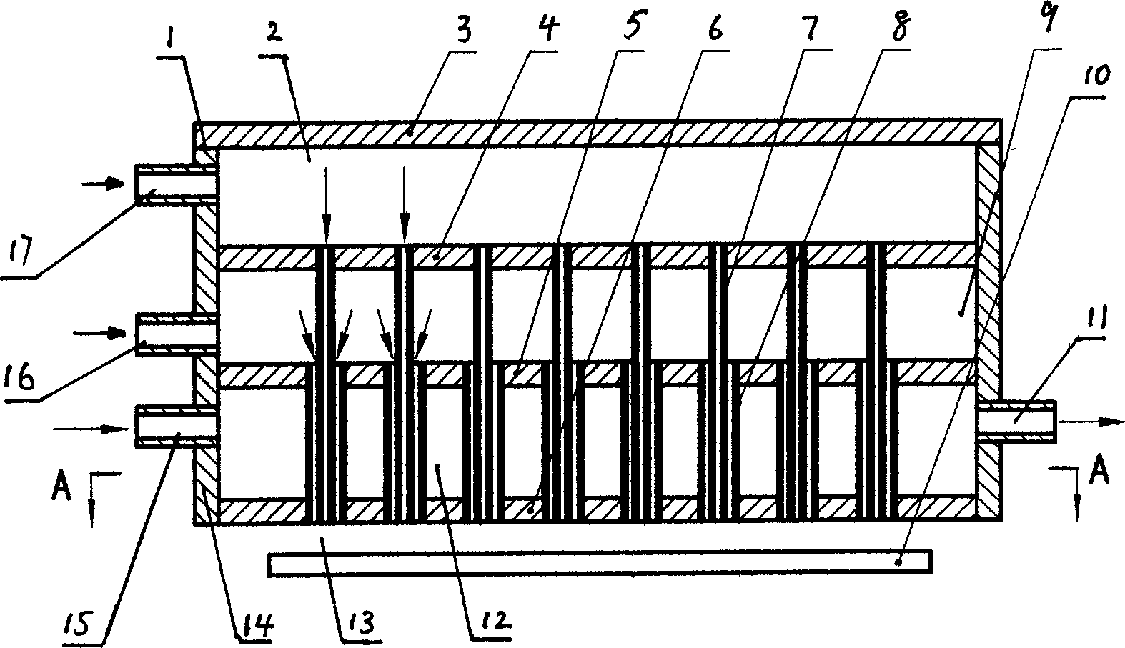 Bilayer inlet gas spray nozzle in use for metal-organic chemical vapor deposition device