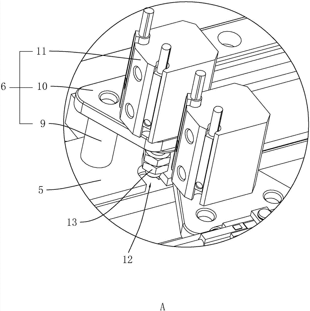 Automatic feeding and cut-off machine for material belts