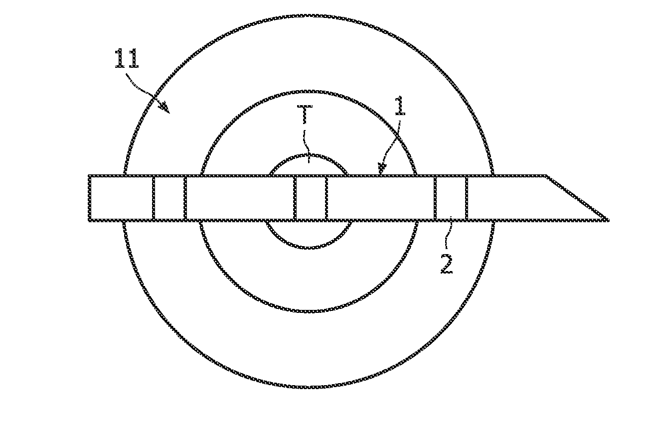 Medical device comprising a probe for measuring temperature data in a patient's tissue