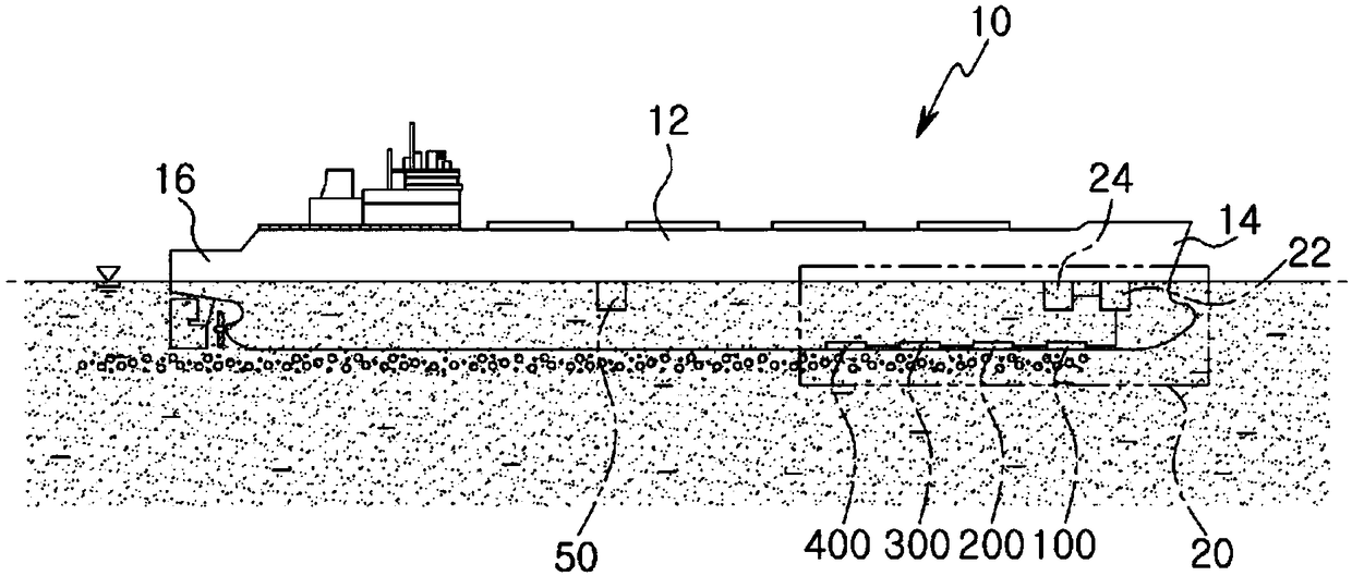 Friction reducing device and ship comprising same