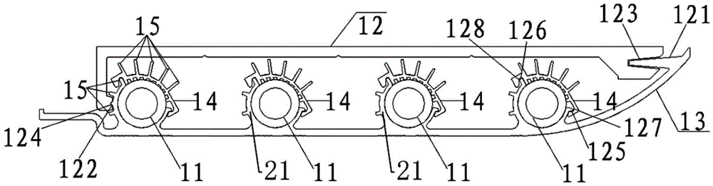 Skirting convection and radiation heat exchanger capable of refrigerating and heating