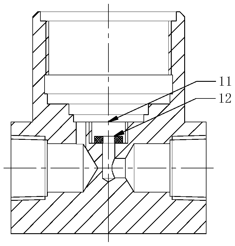 A high-pressure large-displacement safety relief valve