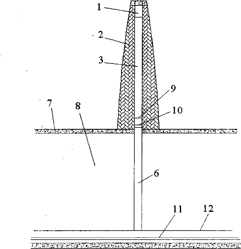 Vertical mobile isolating door for vacuum pipeline transport