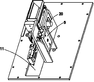 Automatic bending device for heat pipe