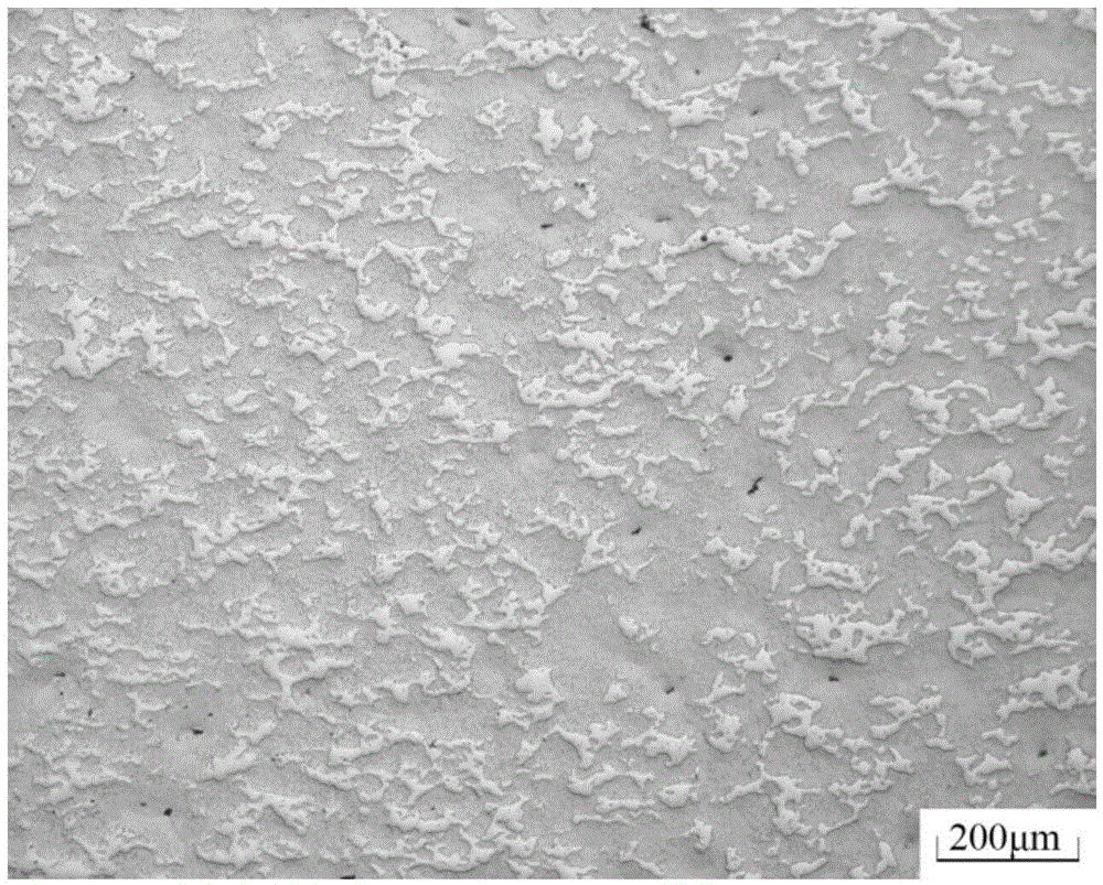 Metal/ceramic gradient material and preparation method thereof