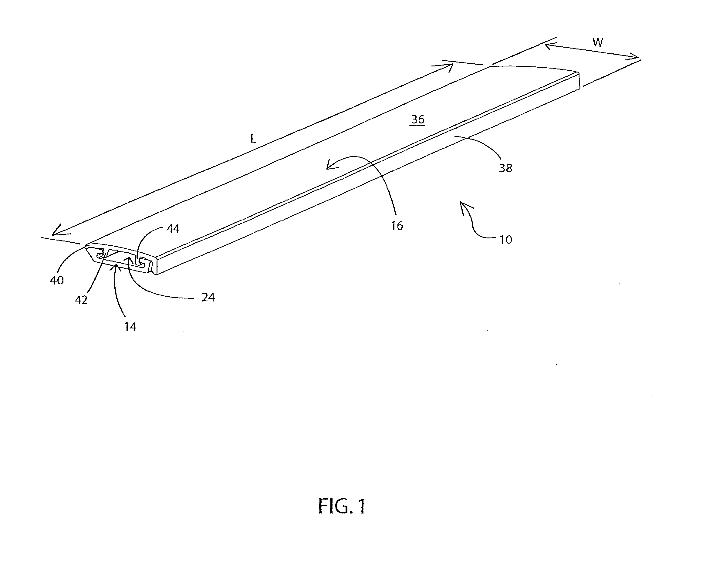 Corner molding for sealing vinyl liners to pool fixtures