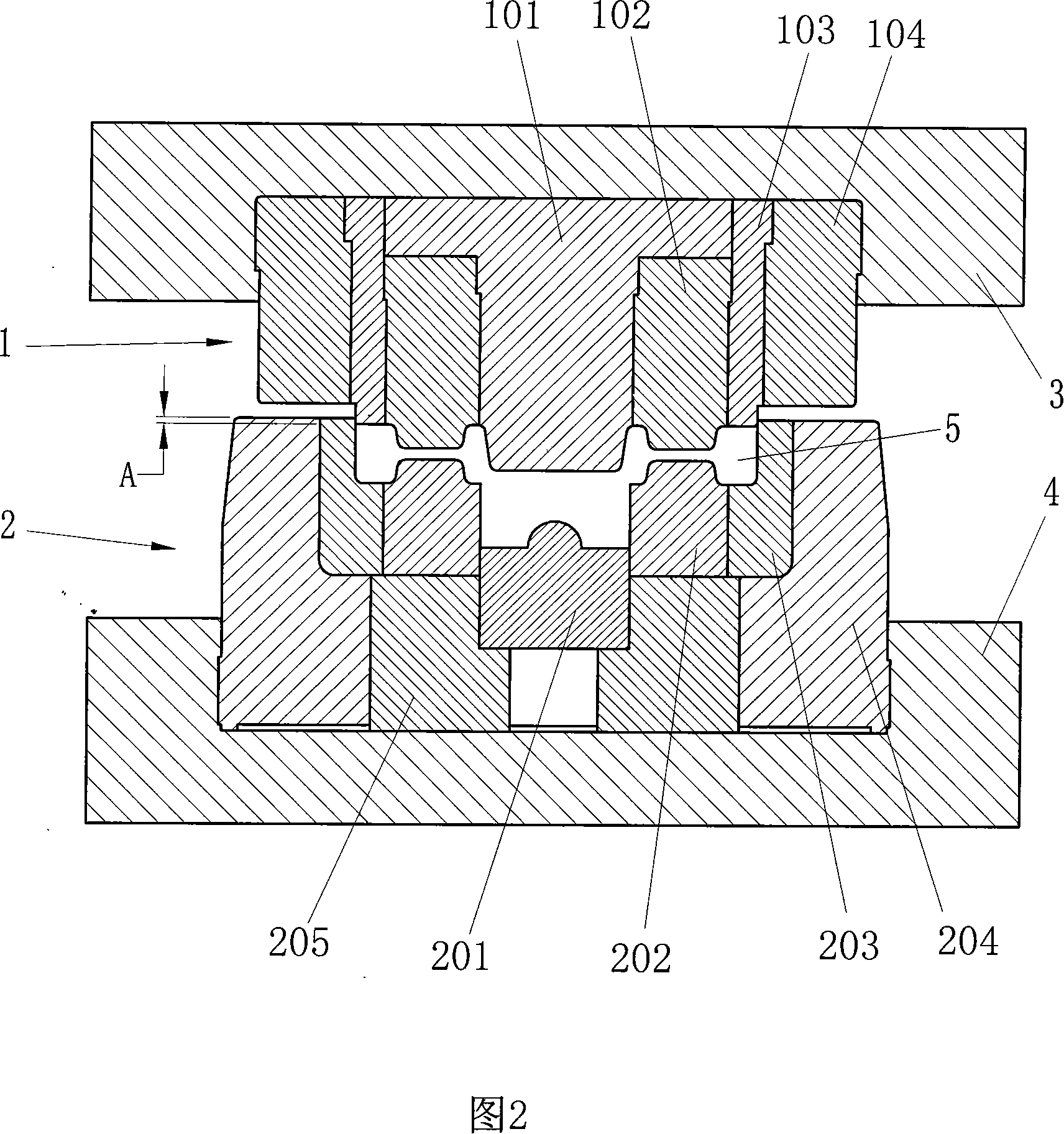 Method for smithing aluminium alloy wheel hub of vehicle and smithing mold thereof