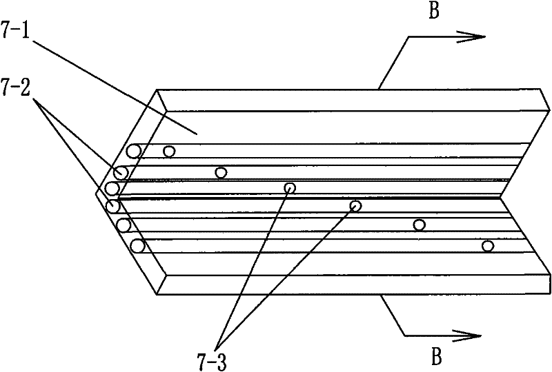 Organic solid waste water regulation high-temperature aerobic composting device and method thereof