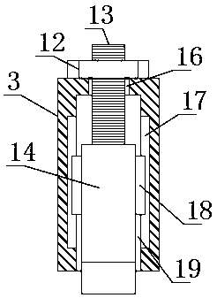 Rapid heating distillation device in refining process of high-purity titanium tetrachloride