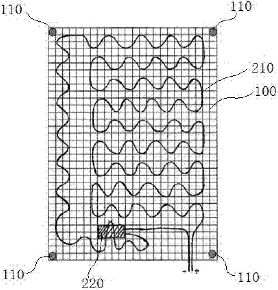 Foaming body with heating device and producing process of foaming body