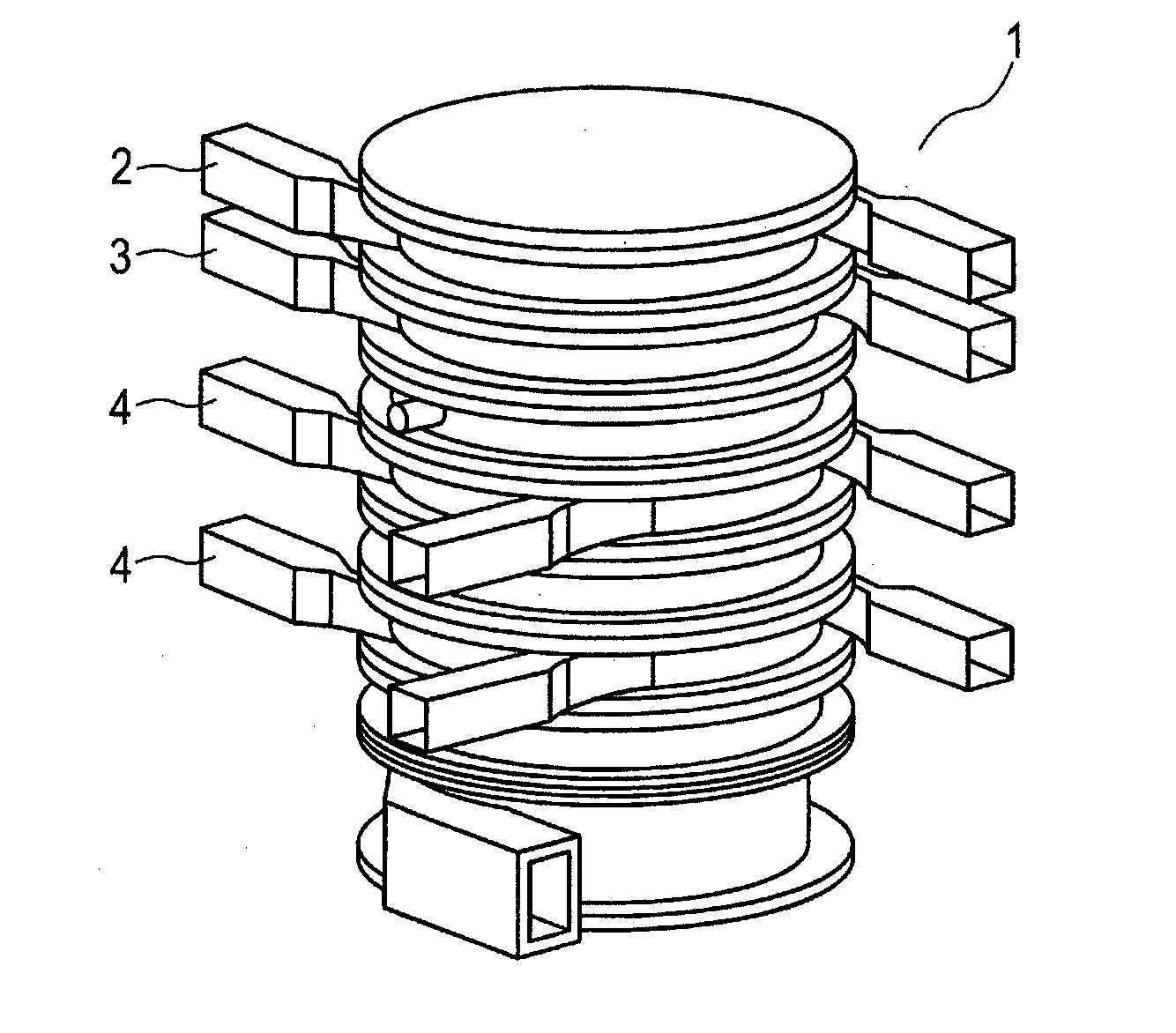 Heat treatment apparatus and method of obtaining toner