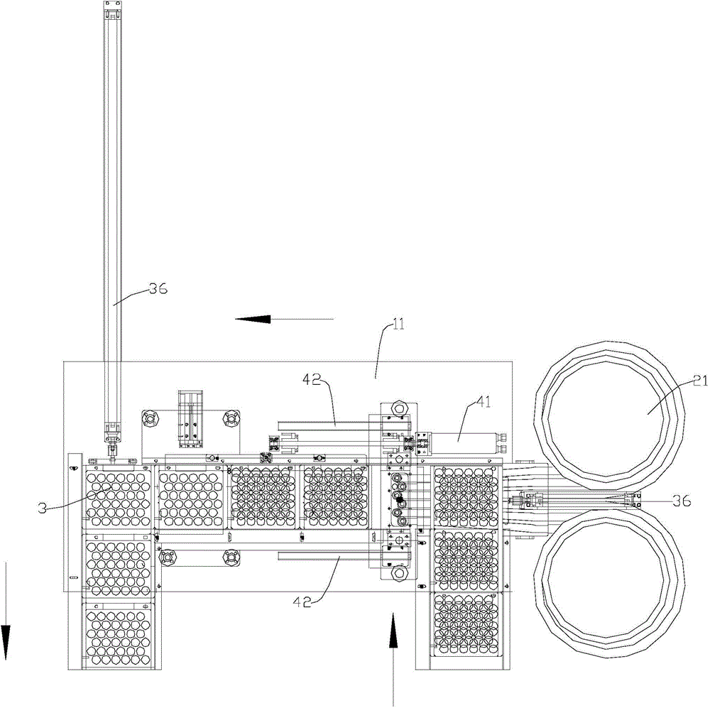 Firework cylinder assembling device