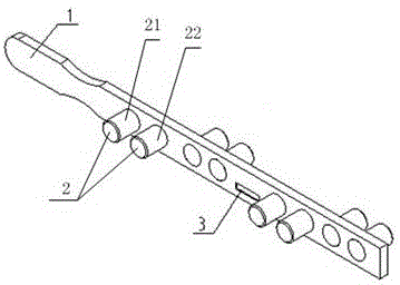 Detection tool for distinguishing different standards of flanges and detection method thereof