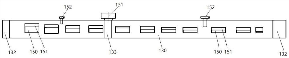 Rail transit vehicle and air conditioner air supply uniformity self-adaptive adjusting method and system thereof