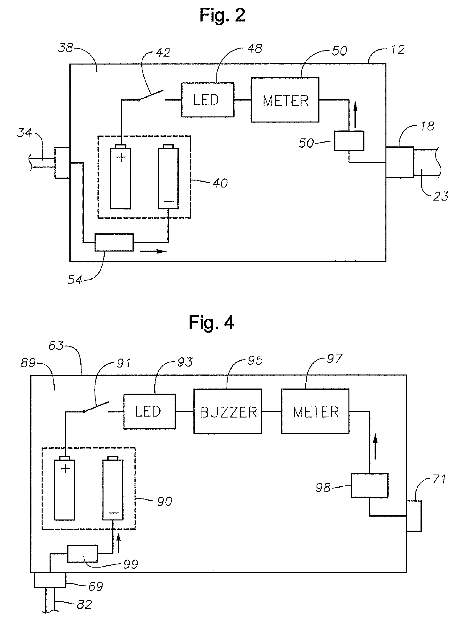 Apparatus for detecting water level mixtures in fluids