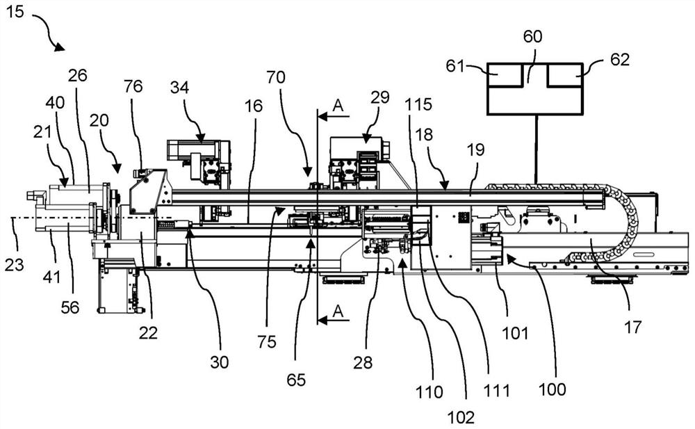 Twisting apparatus and twisting head arrangement and method for twisting or twisting cables