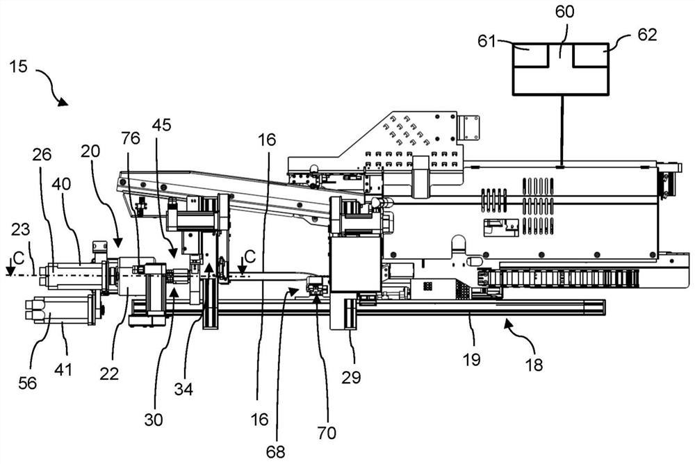 Twisting apparatus and twisting head arrangement and method for twisting or twisting cables