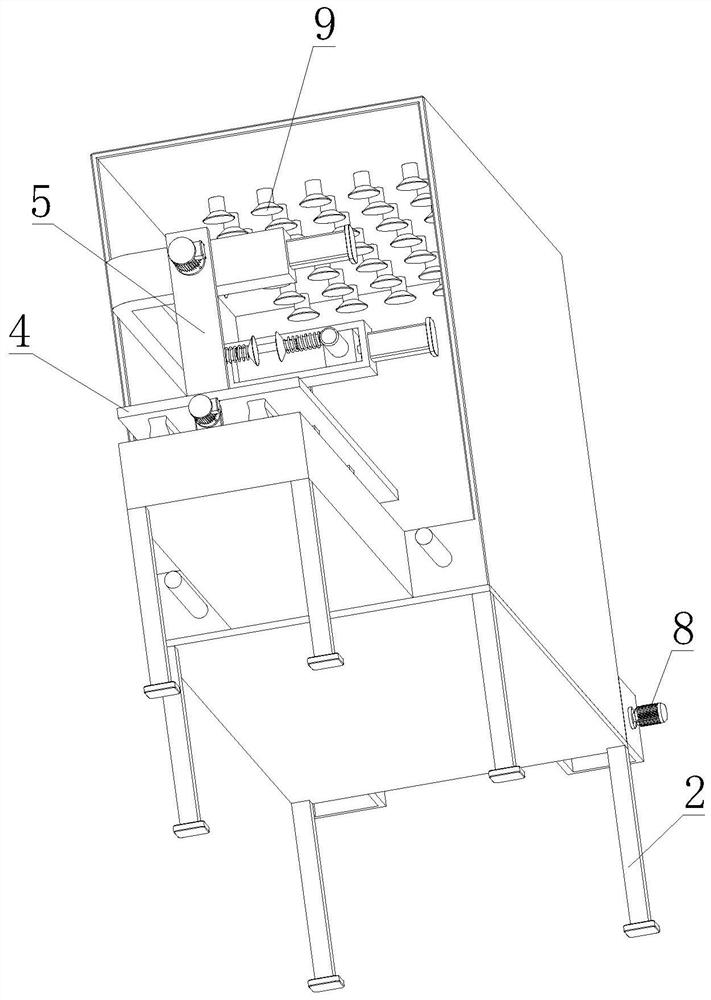 Spraying device for machining automobile rear fender