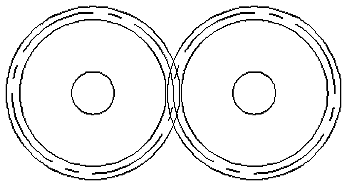 Gear pair for preventing collision and ensuring center distance