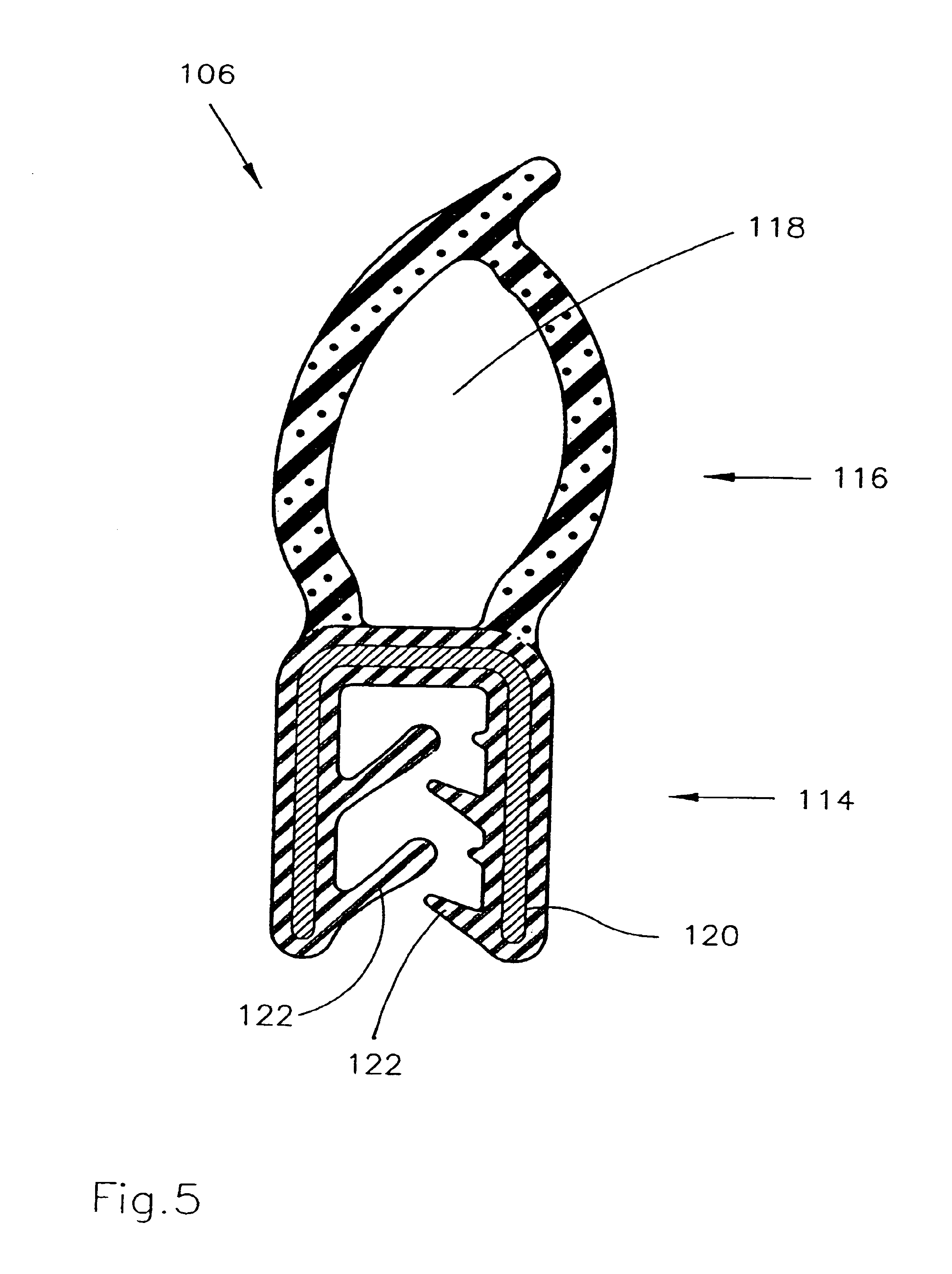 Sealing connection element, sealing end piece and a seal