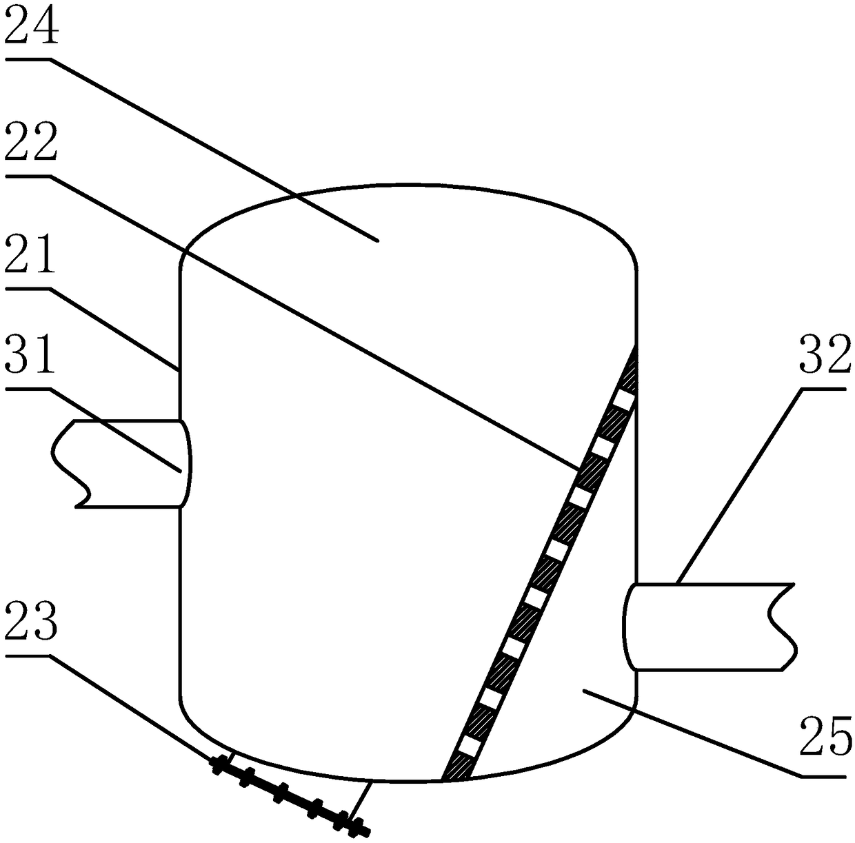 Water treatment device for aquaculture