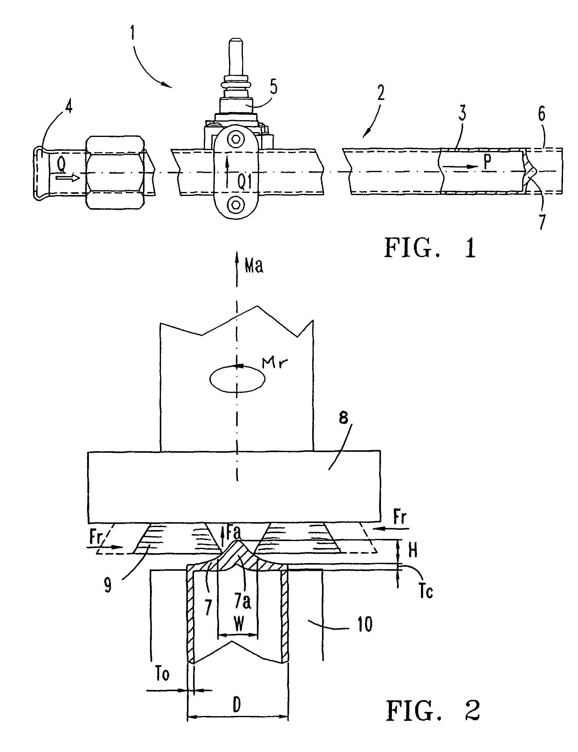 Gas manifold for a cooking range, with a pipe closure