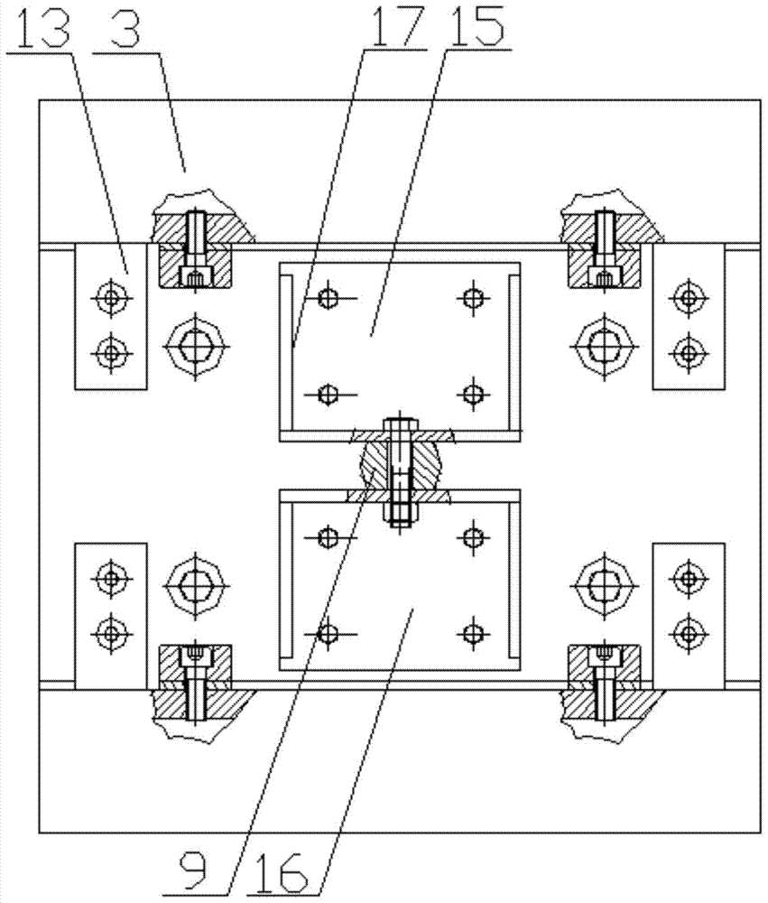 A heavy load force transmission mechanism applied to a large force bearing area