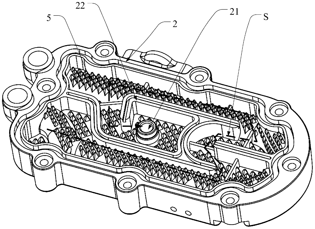 Steam iron and heating device thereof