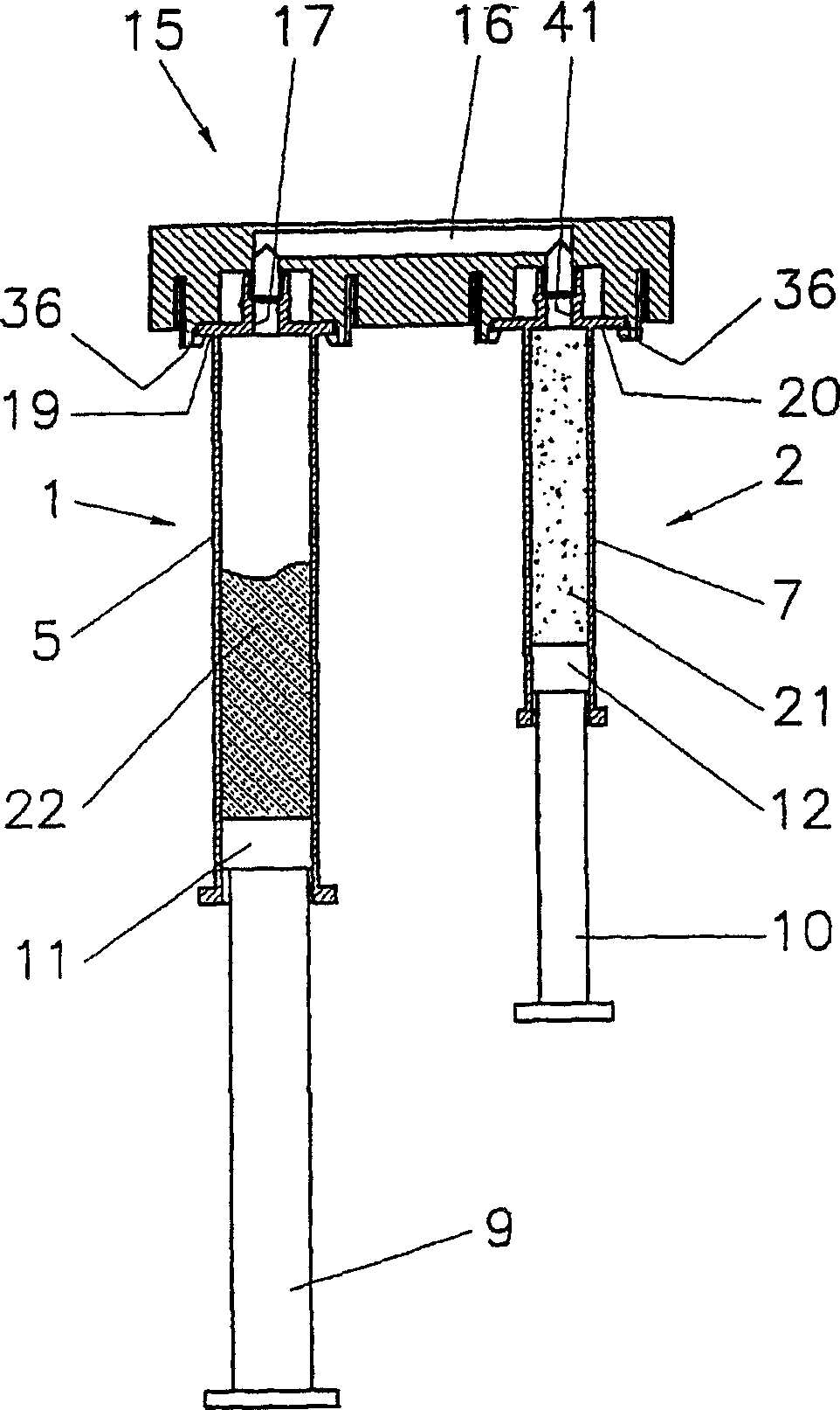 Device and method for transferring, mixing and delivering components