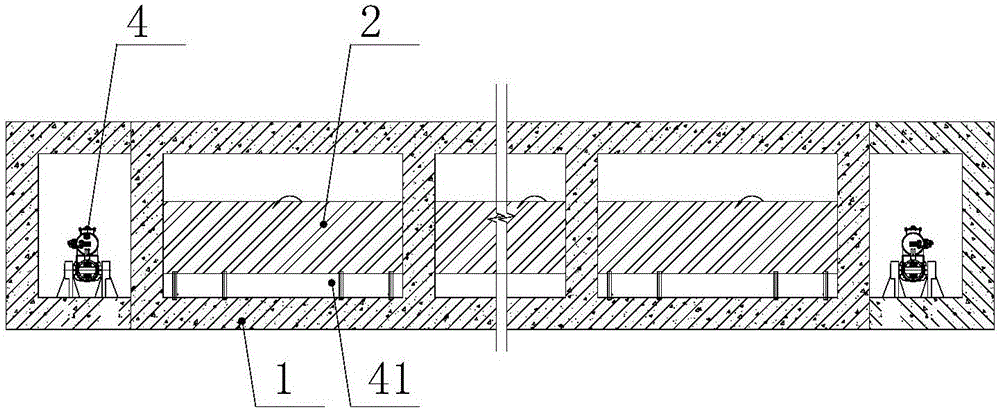 Cascade water blocking and water storage regulating system for municipal rainwater pipe network