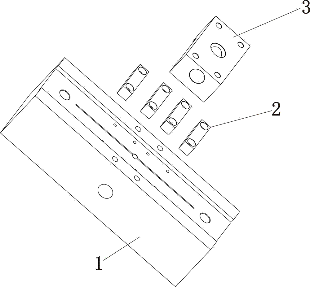 Dissimilar material connecting method of nickel titanium shape memory alloy and copper alloy and clamp thereof