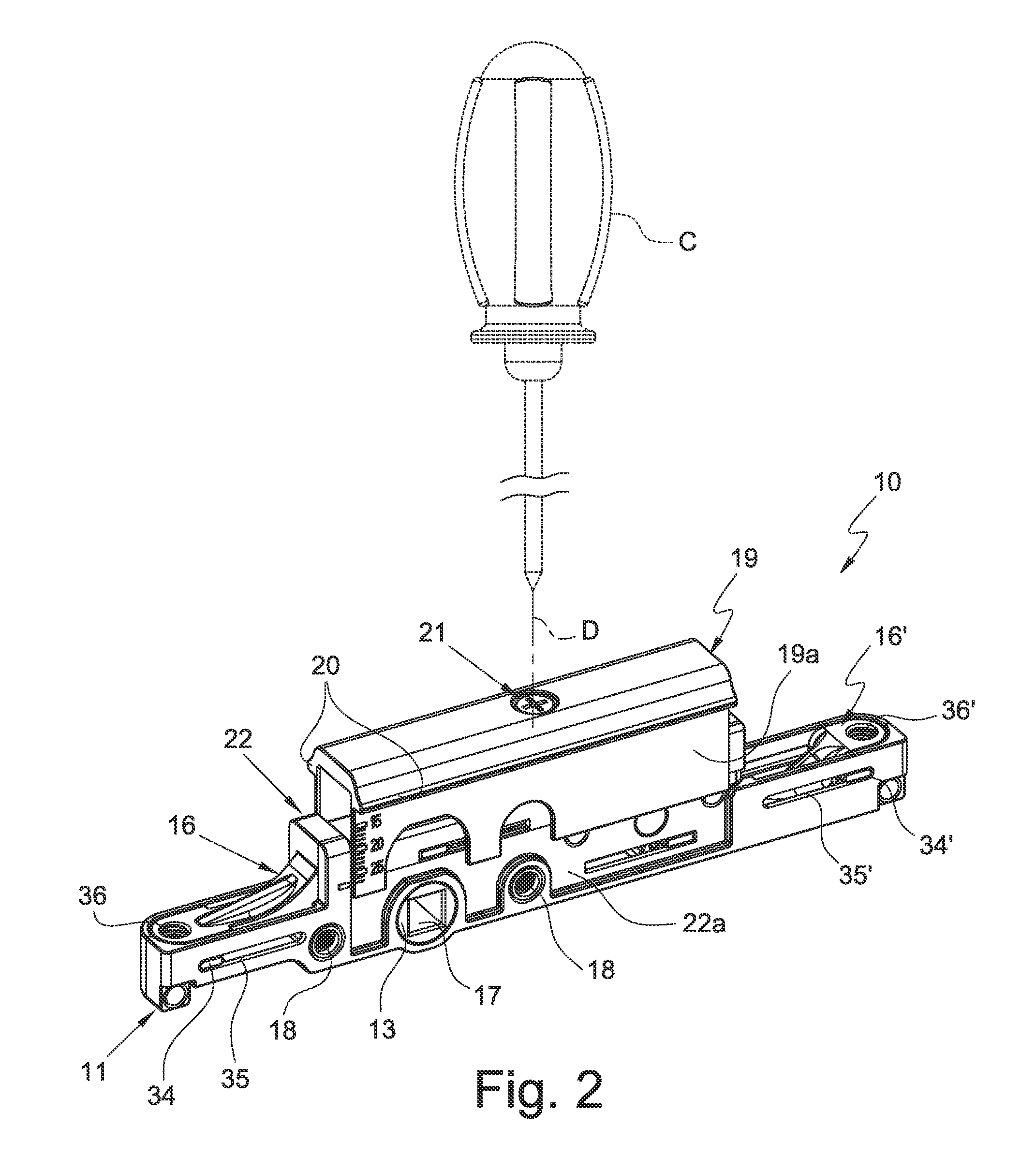 Device for moving members for operating or for closing a window or door frame