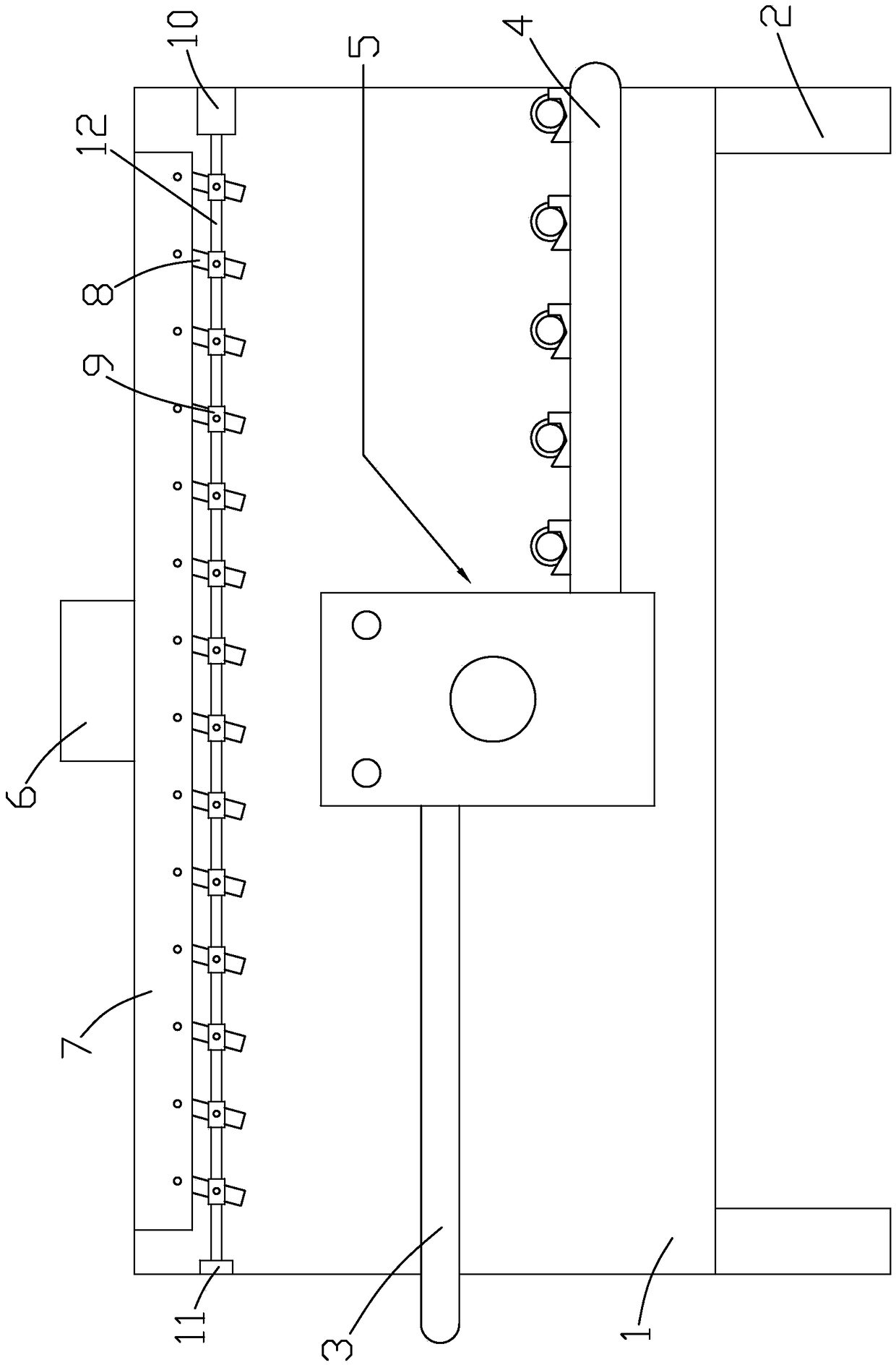 Cloth conveying device used for textile machine