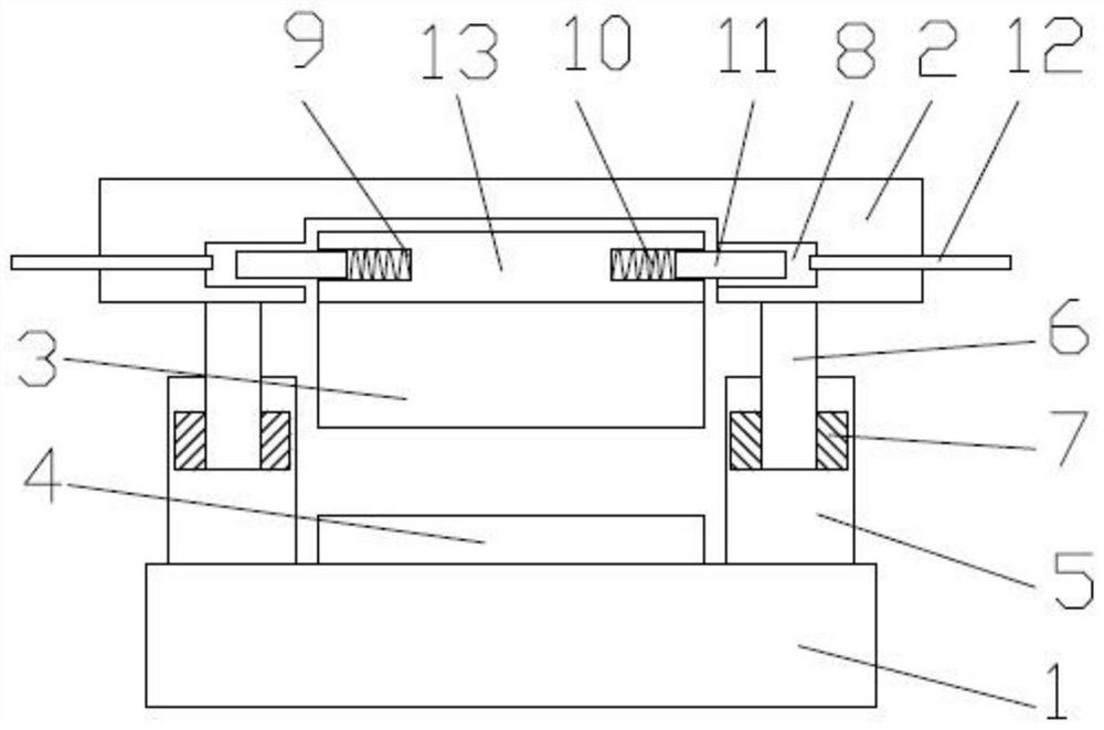 Cutting die for continuous production of protectors